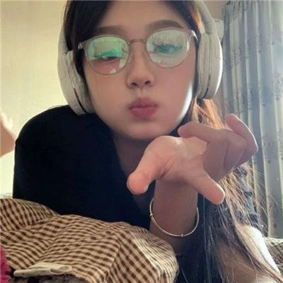 黑色树海