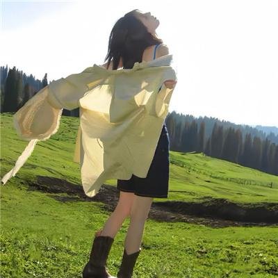 伴游女王